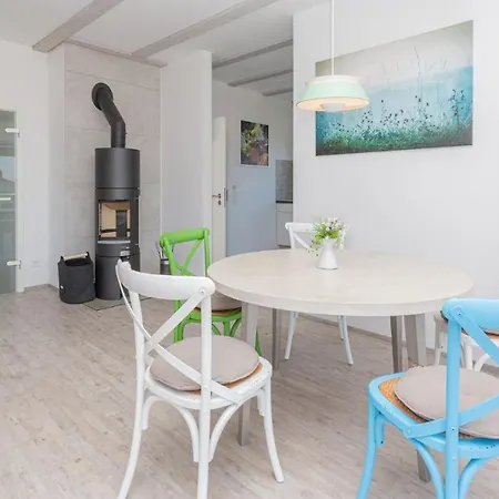 Ferienwohnung Sudstrand Διαμέρισμα *
