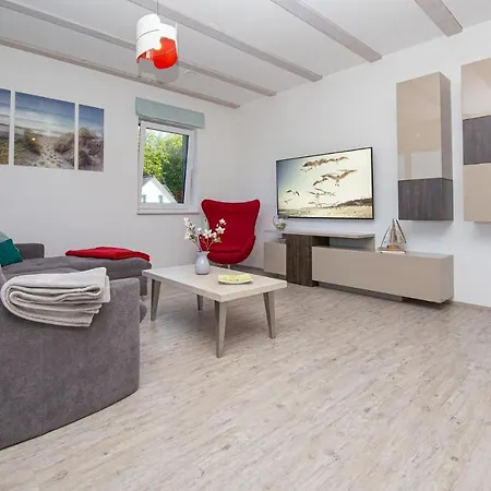 Apartment Ferienwohnung Sudstrand Sellin (Rugen)
